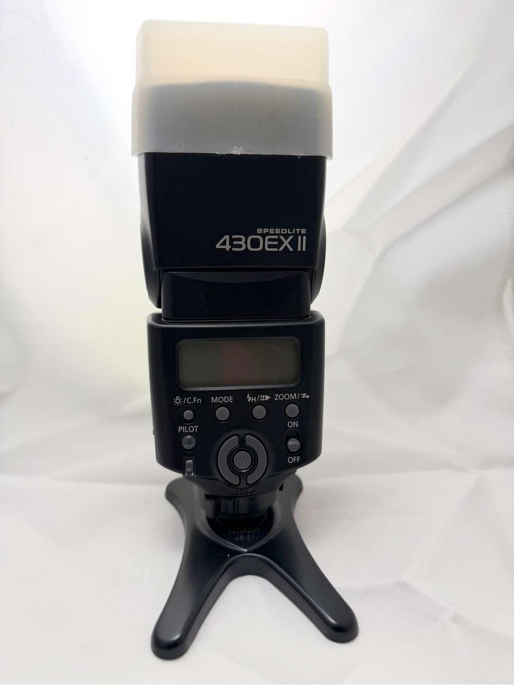 Canon Speedlite 430EX II Flash - Black with Diffuser Great Condition